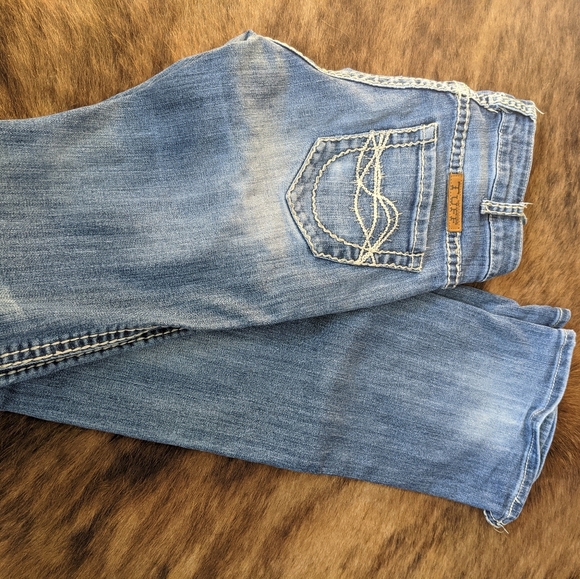 Cowgirl tuff jeans - Picture 1 of 2